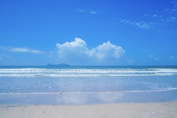 CE84B6EC-D0DE-4D5A-92AB-748E110563CC/L0/001