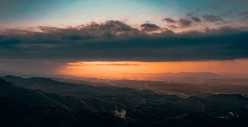 3210618
