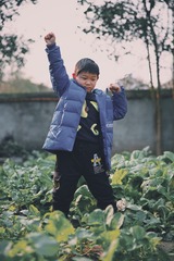 001
