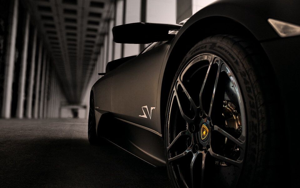 Night Rider<br />
Lamborghini Murcielago LP670-4