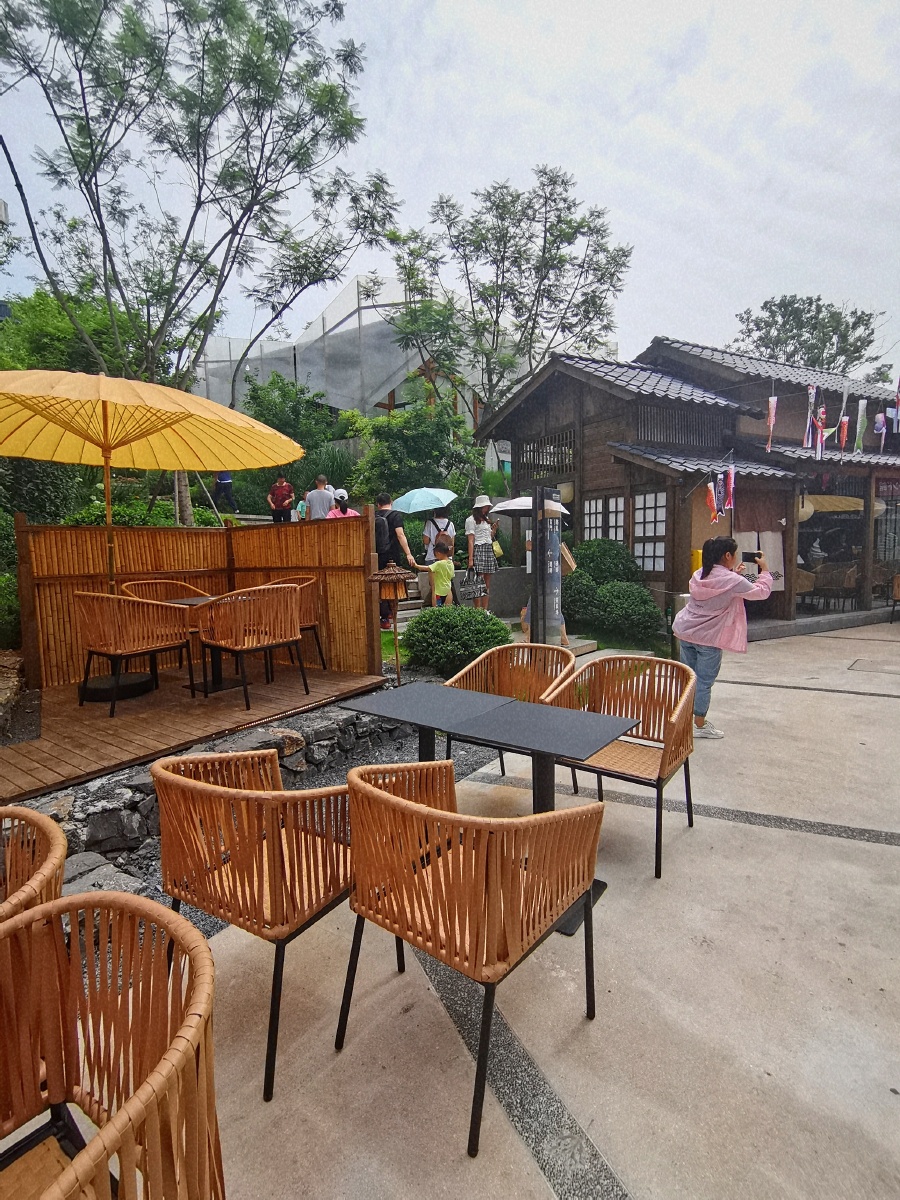 成都双流麓湖美食岛