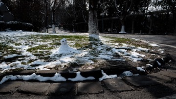 554489