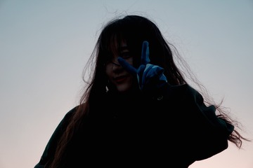 001