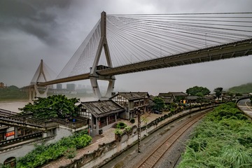 871590