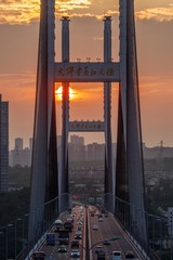 334127