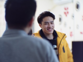 001