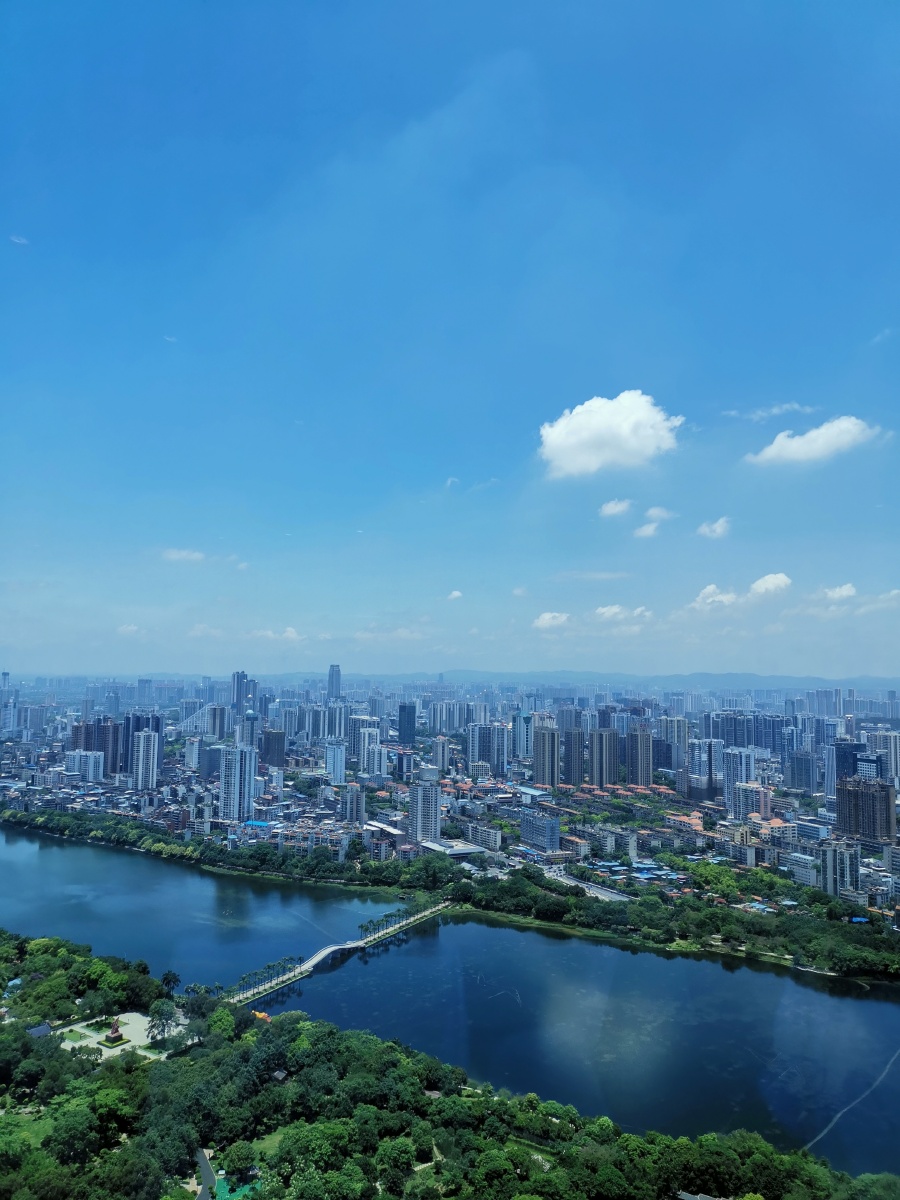 48楼窗外的风景