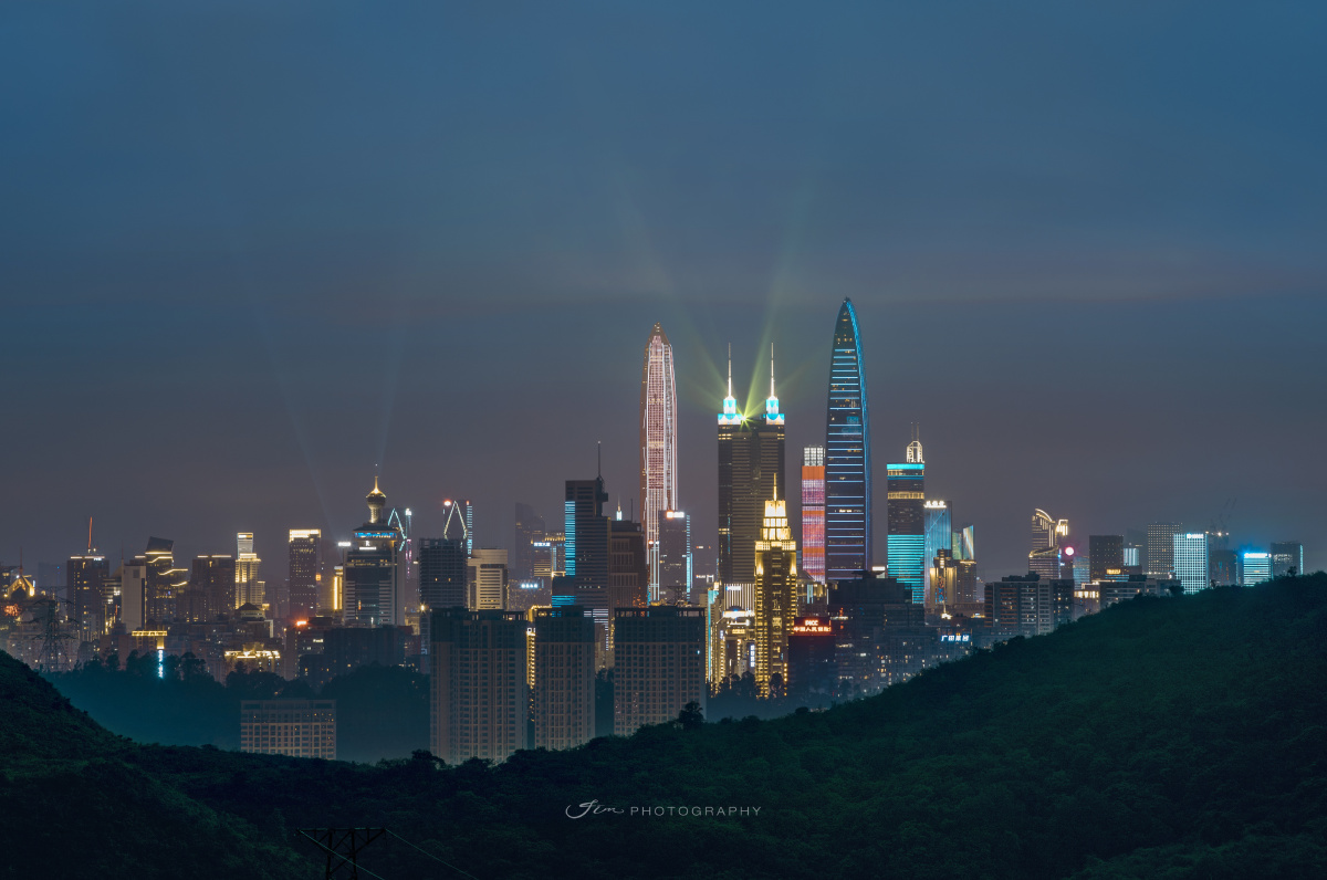 深圳三剑客深圳从东到西,高楼林立从中信大厦到京基,平安大厦,见证了