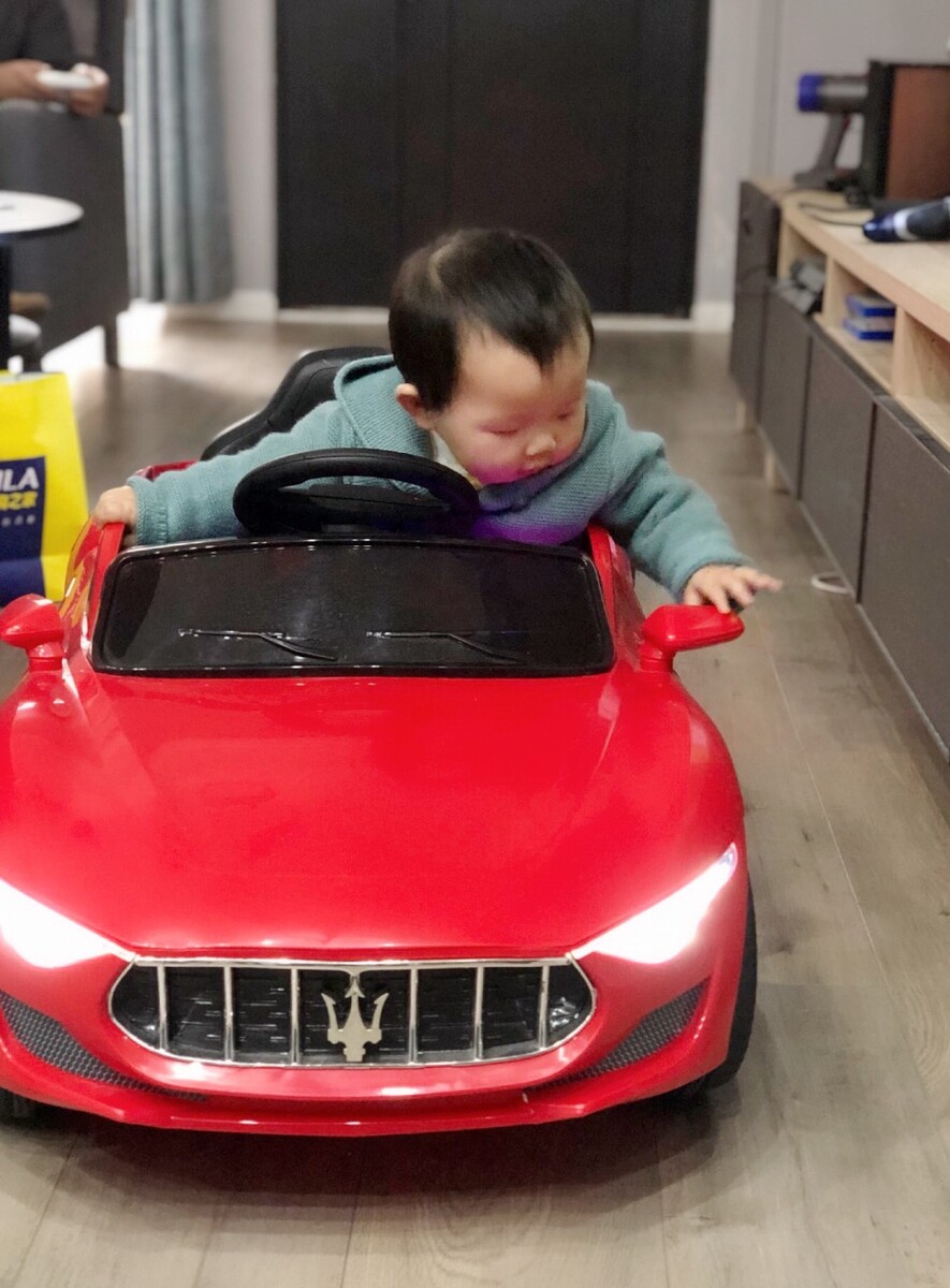 智能婴儿车自动行驶