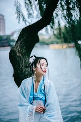 001