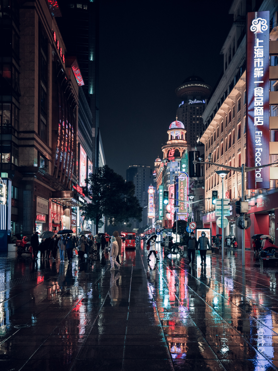 上海春节前的最后一场雨