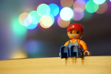 21551
