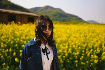 001