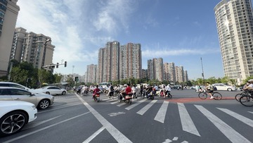 F3060631-751D-40F7-AD5C-19A53B1216F7/L0/001