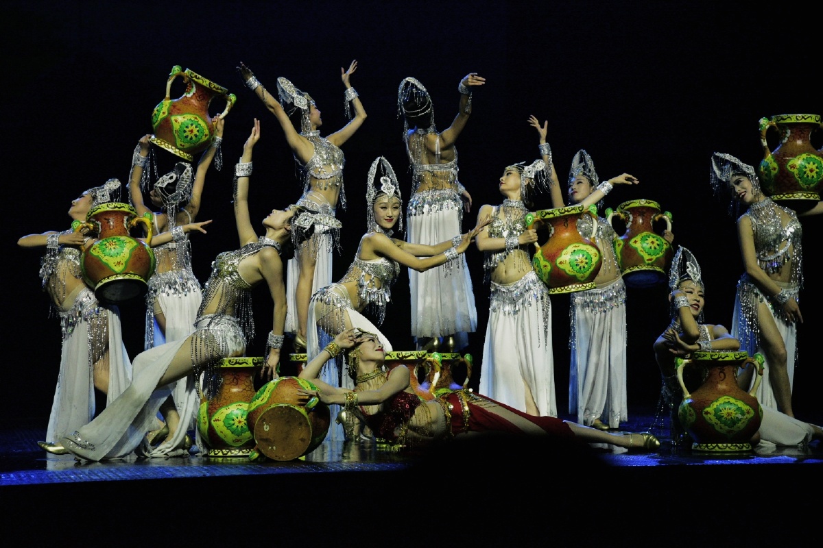 九寨千古情抓拍波斯美女