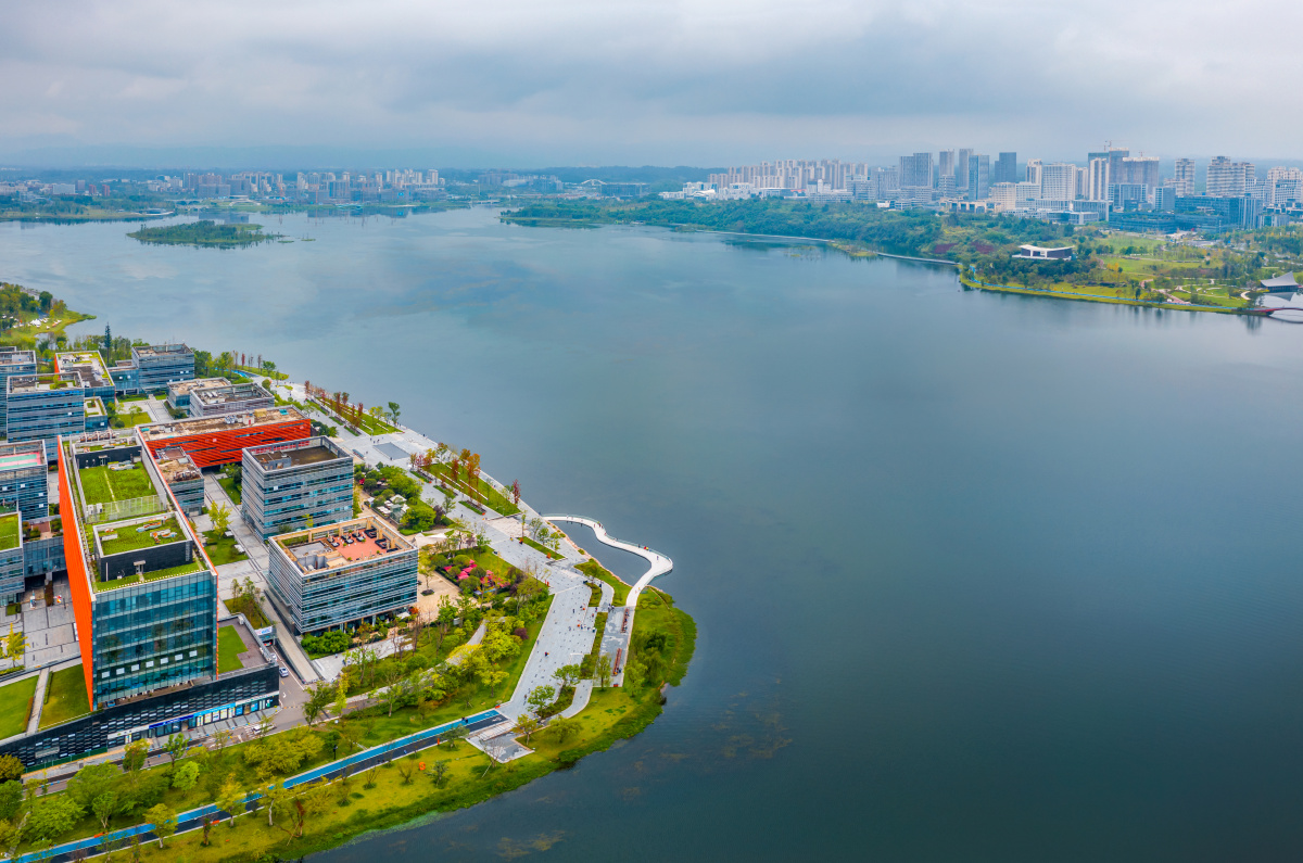 航拍成都兴隆湖城市公园风光 - 旅行摄影杨小蟹 - 图虫