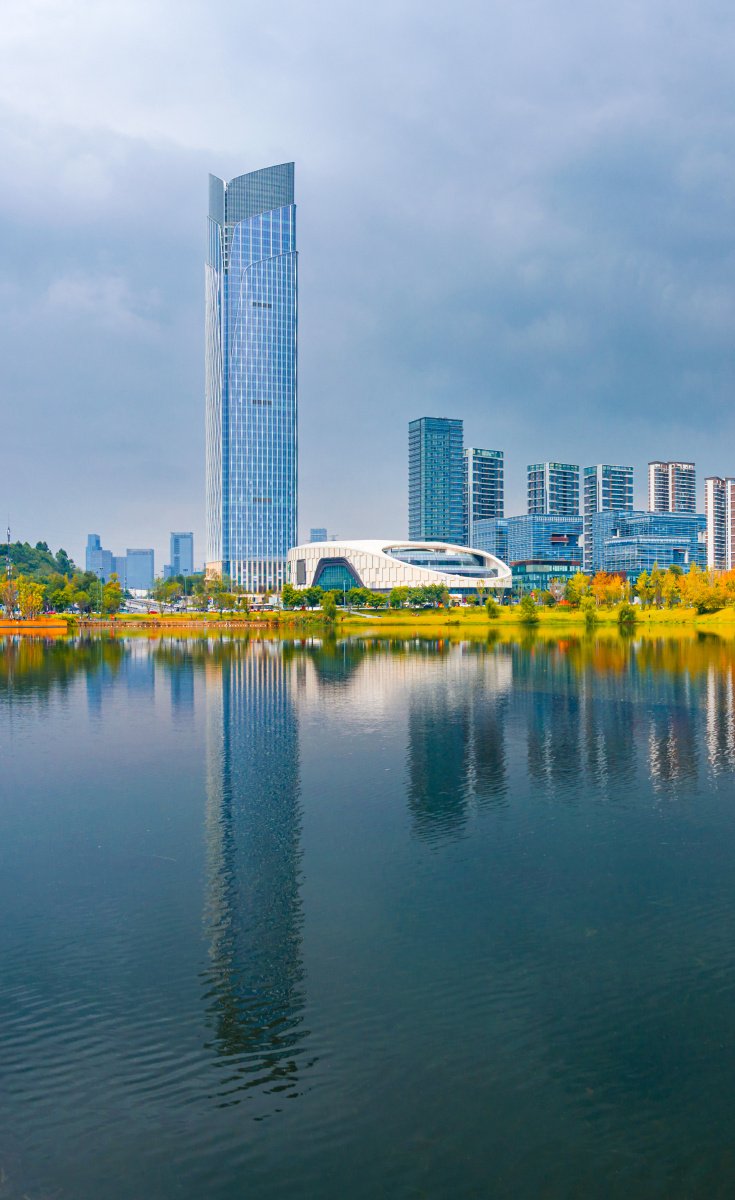 四川成都兴隆湖秋色城市建筑风光 - 旅行摄影杨小蟹 - 图虫