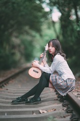 001