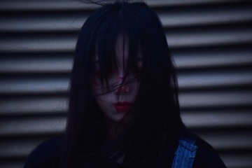 001