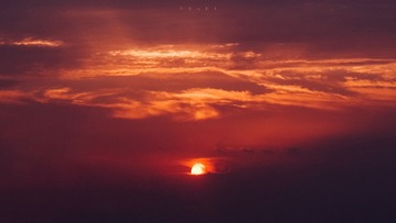 0F5C71A1-FE64-4A19-9627-0BA5B465CEDF