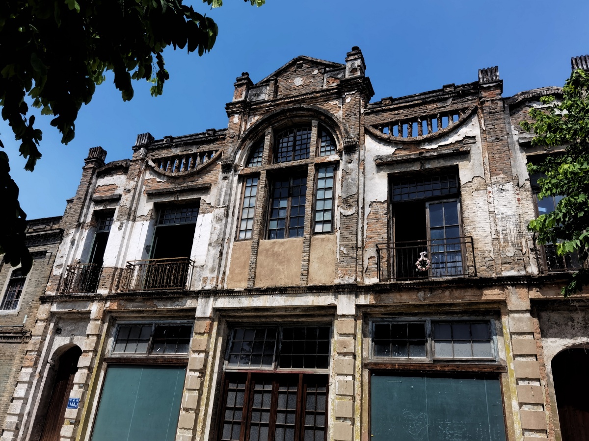 有福之州的上下杭,保留了原福州的老建筑,走在历史街区,仿佛回到了