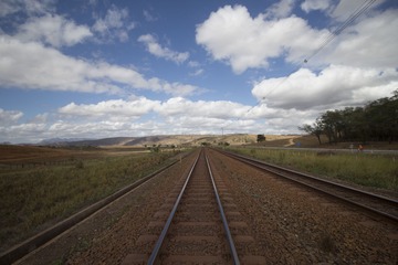 115621