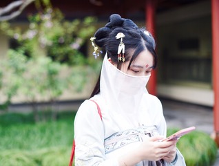001