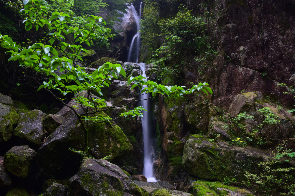 涓涓细流如丝如幻