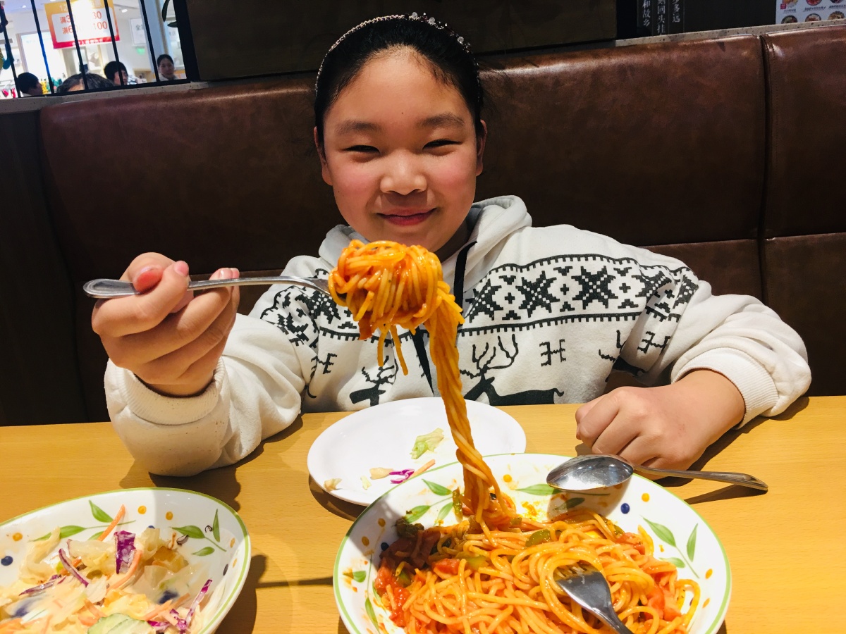 吃卫龙辣条上火不