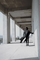 001
