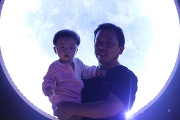 1609398