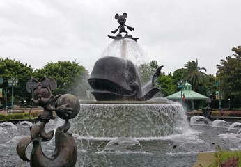1613745