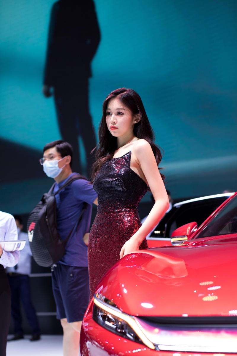 2020深港澳车展比亚迪车模