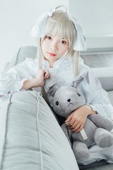 001