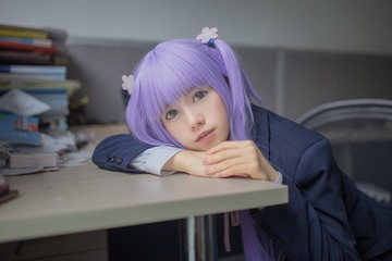 68899
