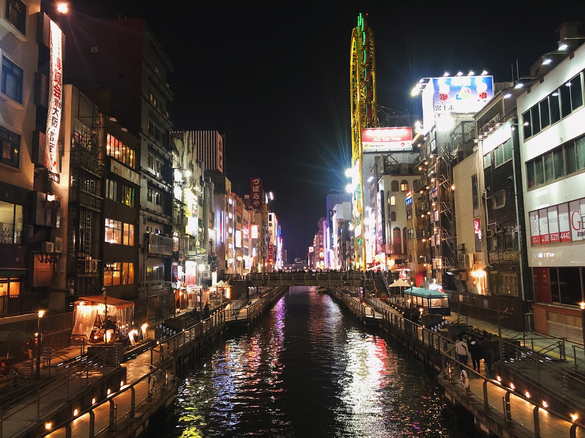 -凌晨晚餐都凉了