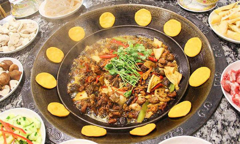 舌尖上的巴蜀盛宴带你领略四川美食柴火鸡具有川菜和川菜火锅的特点肉