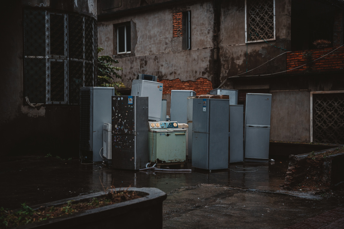 南方潮湿的雨天潮湿的海滨小镇