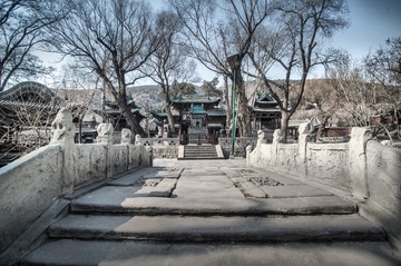 金人台