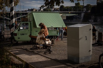 D57569BF-A3EA-4712-8130-9F9D79CA0331/L0/001