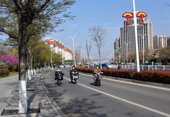 三月的街道