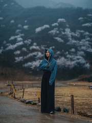 001