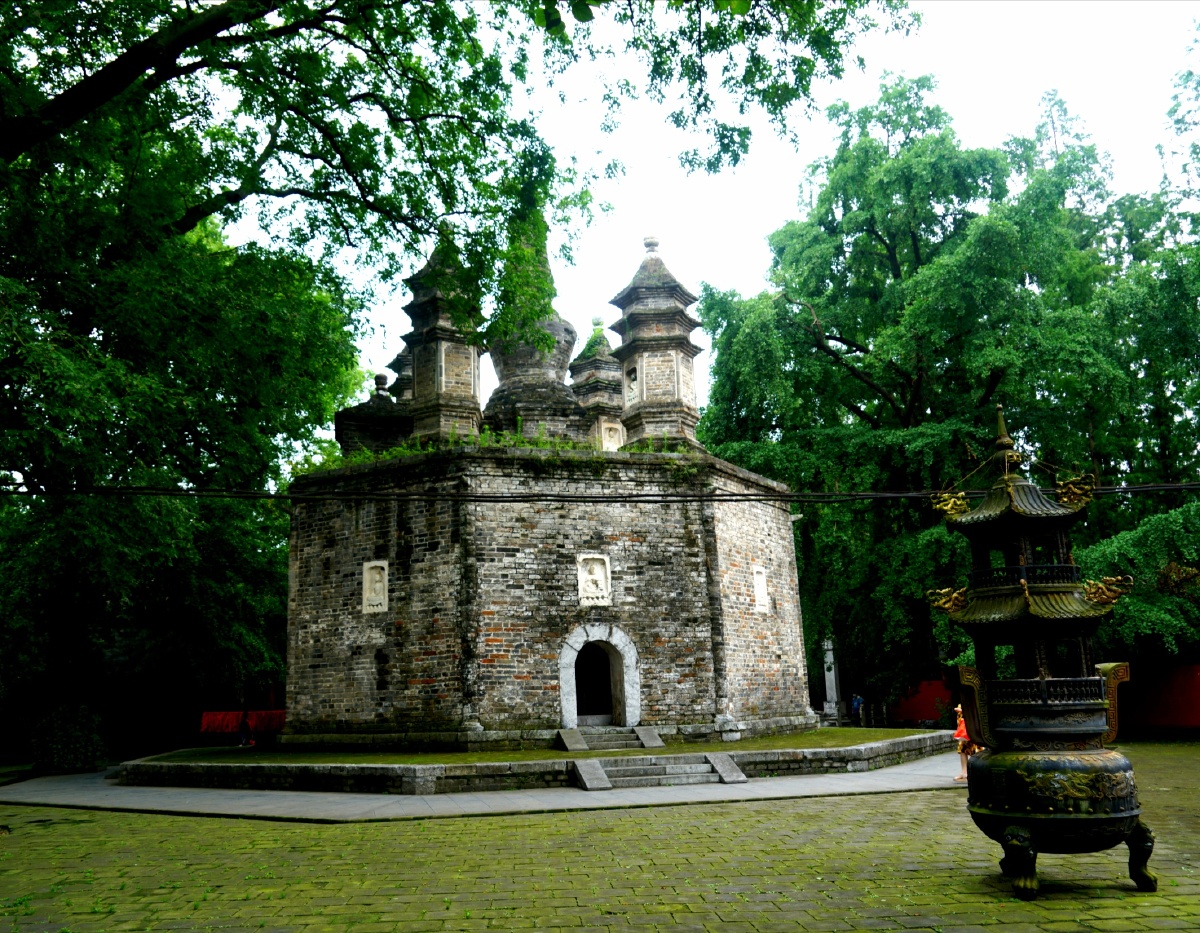 湖北襄阳广德寺多宝塔第三批全国重点文物保护单位建于明金刚宝座式