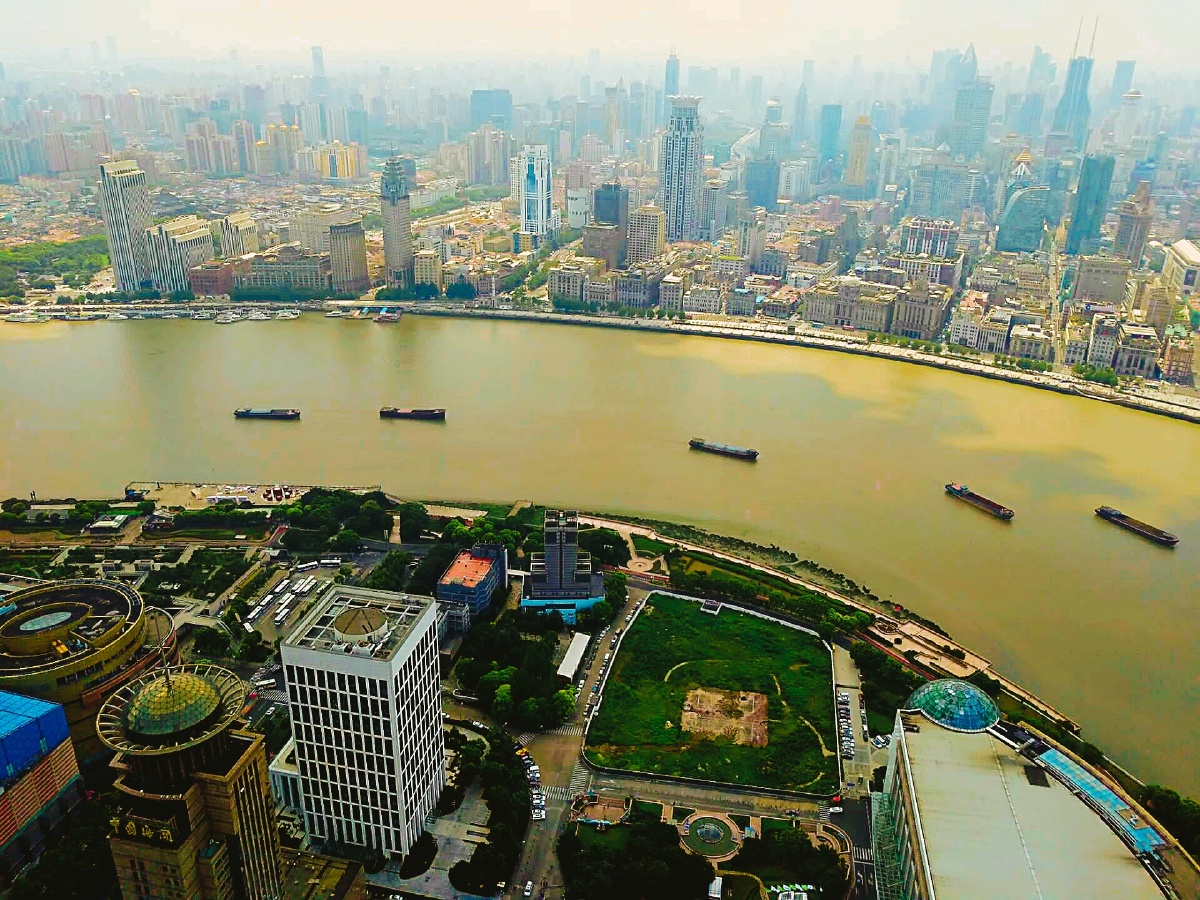 上海东方明珠俯拍.