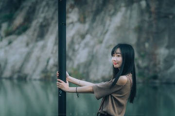 001