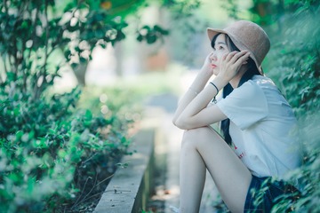 001