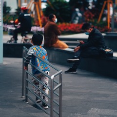 578001