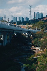 609023
