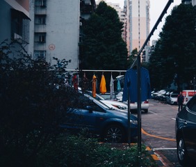 572523