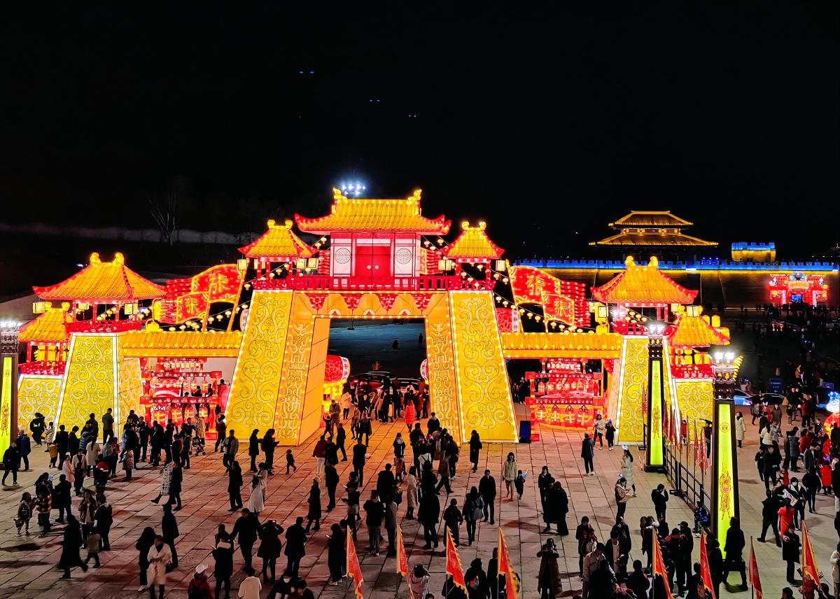 三国印巷重庆云阳张飞庙景区年味十足城墙楼阁喷泉灯秀梯城江风